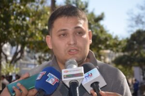 Gobernación presenta nuevos planes de pago a ENDE
