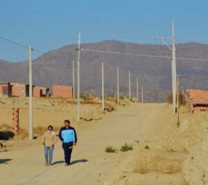 Gobernación y Setar inauguran electrificación de dos nuevos barrios