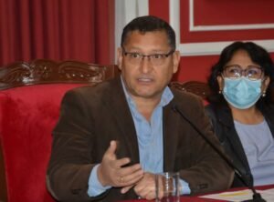 Gobernación denuncia parcialización de YPFB respecto al factor de distribución