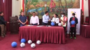 En beneficio de la asociación de personas invidentes de Tarija
