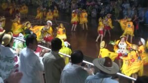 Entrada de comadres en Tarija congregó a miles de visitantes