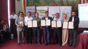 Alcaldía y Fundación Coca-Cola forman alianza para llevar agua potable a 605 familias de Tarija