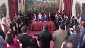 Alcalde Torres posesionó a su nuevo gabinete para afrontar la otra mitad de su gestión