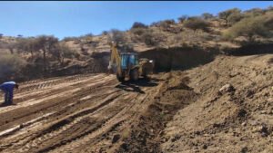 Alcaldía avanza en el mejoramiento del atajado Las Lomas en la comunidad de Rumicancha