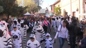 Alcalde de Tarija inaugura la tradicional fiesta de Santa Anita en la calle “Ancha”