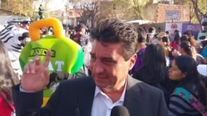 Miles de jóvenes peregrinan para llegar al santuario de la Virgen de Chaguaya