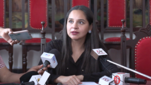 Alcaldesa alterna invita a una mesa de diálogo al Director de EMAT y al gerente de SETAR