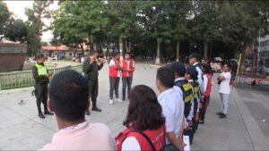 Alcaldía activa plan de reordenamiento en el parque Bolívar para recuperar espacios públicos