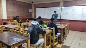 Tarija: Colegios nocturnos corren riesgo de cerrarse por ausencia de estudiantes