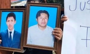 MENOR IMPLICADA EN DOBLE HOMICIDIO VUELVE  AL COLE Y PADRES RETIRAN A SUS HIJOS