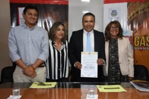 EMTAGAS recibe reconocimiento por su contribución al desarrollo de Tarija