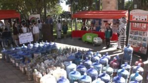 Alcaldía de Tarija instalará 10 contenedores para el reciclaje de pilas y baterías en desuso