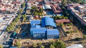 En Tarija, la construcción de la Unidad Educativa Lidia Campos y Eulogio Ruiz tiene un avance del 90%