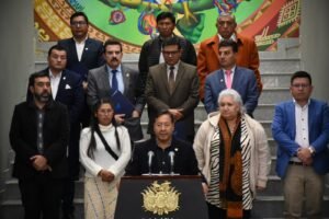 Alcalde Johnny Torres: “La agenda económica para enfrentar la crisis consiste junto a los alcaldes destrabar crédito de 100 MM de dólares”