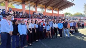 Alcalde de Tarija inauguró con 57 colegios los Primeros Juegos Deportivos Estudiantiles.