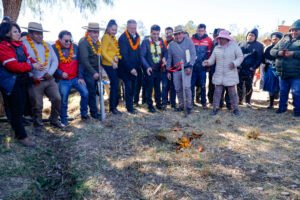Alcaldía de Tarija entrega material de riego tecnificado para la subcentral de Canchones y Santa Ana