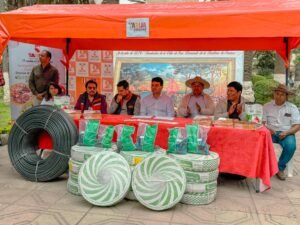 Alcalde de Tarija entrega plantines, semillas e insumos agrícolas en beneficio de las familias del área rural