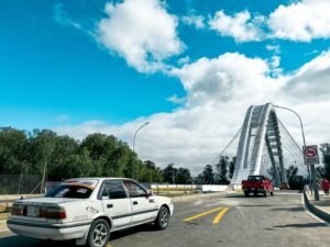 Alcaldía de Tarija habilita el puente 4 de julio para el paso de vehículos y peatones
