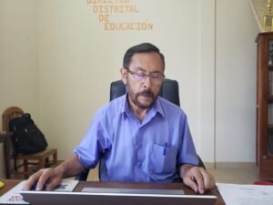 TEXTOS EDUCATIVOS ADICIONALES NO ESTÁN AUTORIZADOS