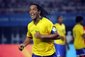 RONALDINHO LLEGARÁ A SANTA CRUZ PARA UN PARTIDO DE EXHIBICIÓN
