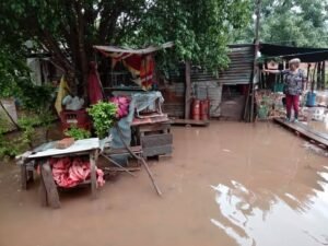 MUNICIPIO EVALÚA DECLARAR ZONA DE DESASTRE A VILLA MONTES POR INUNDACIONES
