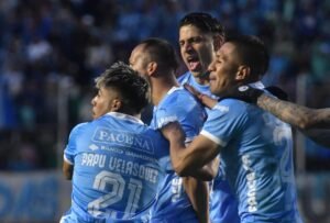Bolívar goleó 5-0 a Blooming y se adjudicó el Torneo de Verano