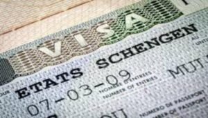 Cae una red acusada de dar visados falsos a bolivianos para entrar en España