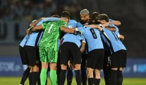 Uruguay llegará a La Paz tres horas antes del partido