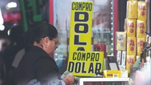 Entra en vigencia el nuevo tipo de cambio flexible del dólar en el país